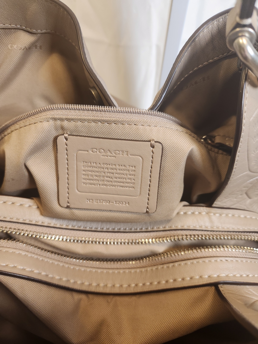 Coach Edie Shoulder Bag 31 with Tea Rose Tooling - Picture 7 of 7